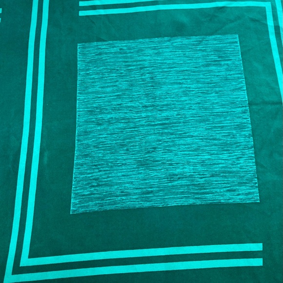 Vintage Griffin silk scarf - Picture 10 of 10